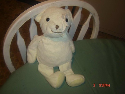 Wanted: Animal Alley yellow Bear