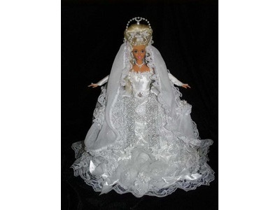 Gorgeous Barbies and Unique Fashions!!